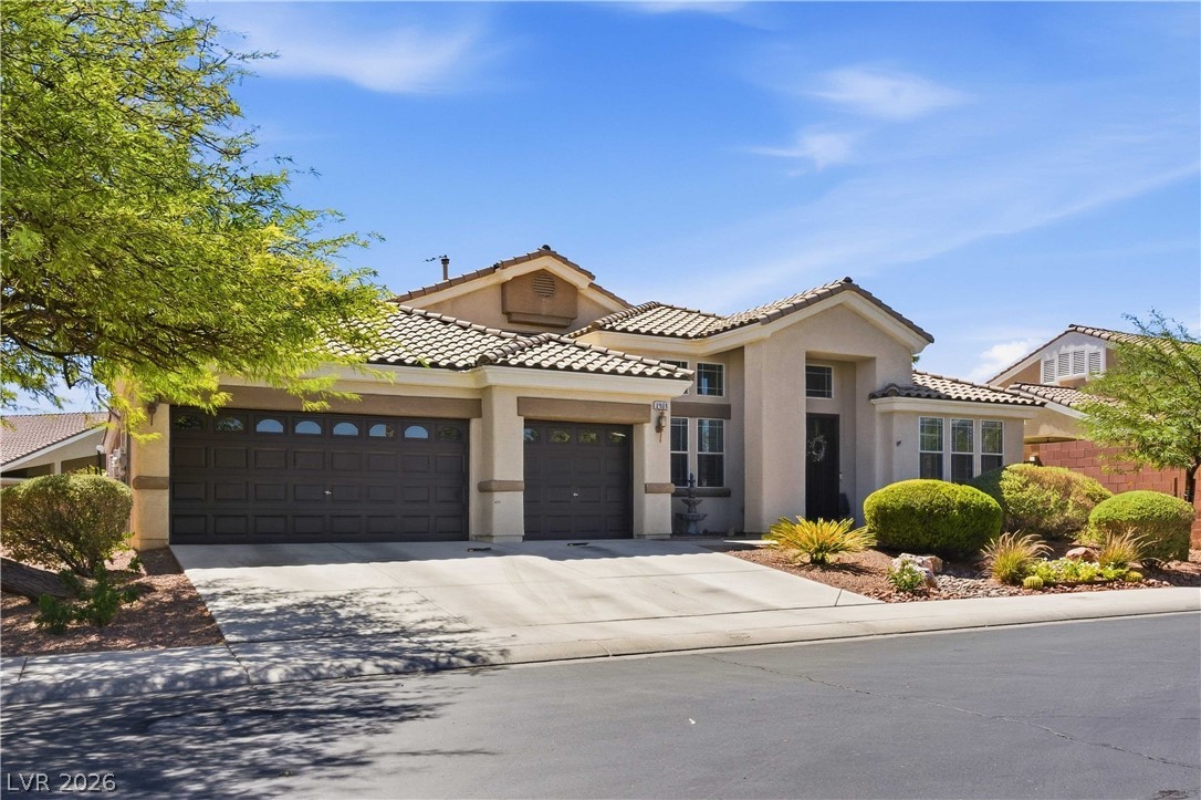 2909 Tanagrine Drive Property Photo 49