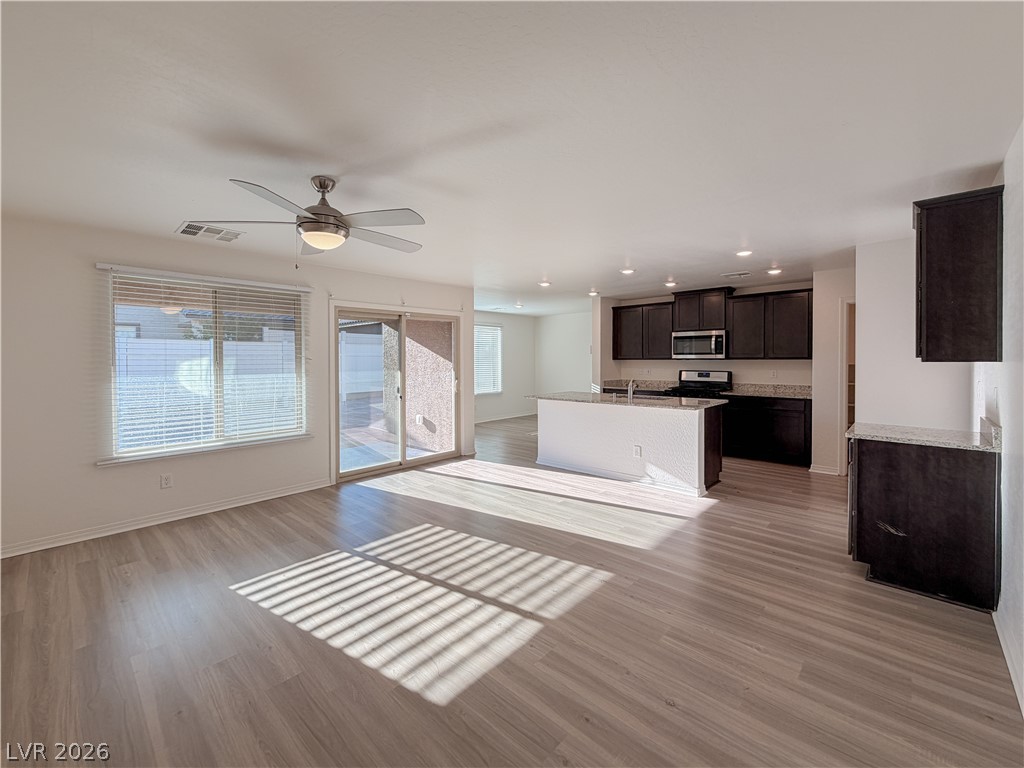 4925 Siglo Street Property Photo 4