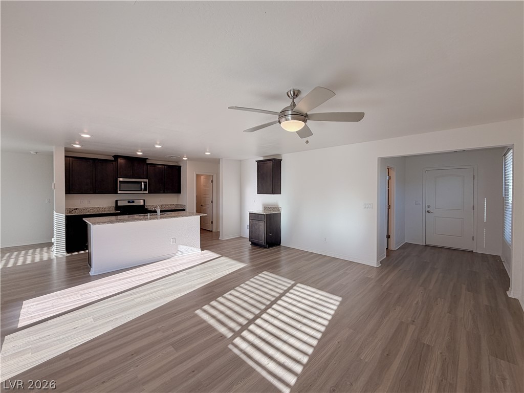 4925 Siglo Street Property Photo 5