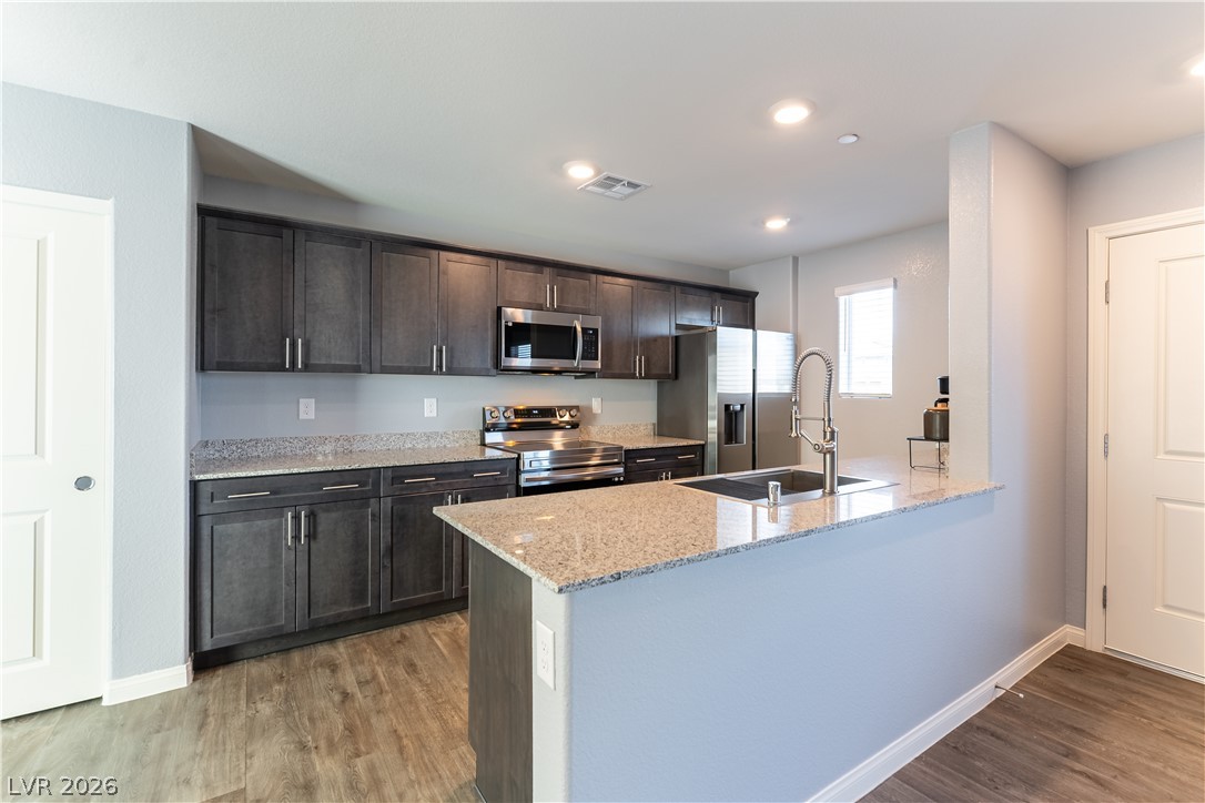 6911 Orange Horizon Street Property Photo 5