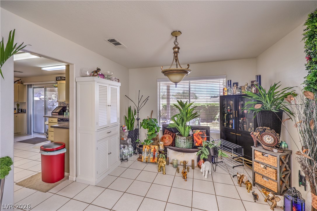 5712 Emperor Way Property Photo 10