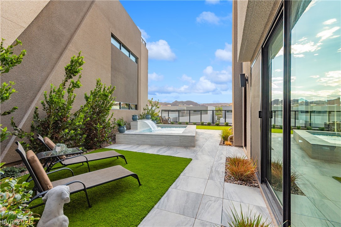 26 Heron Harbour Drive Property Photo 3