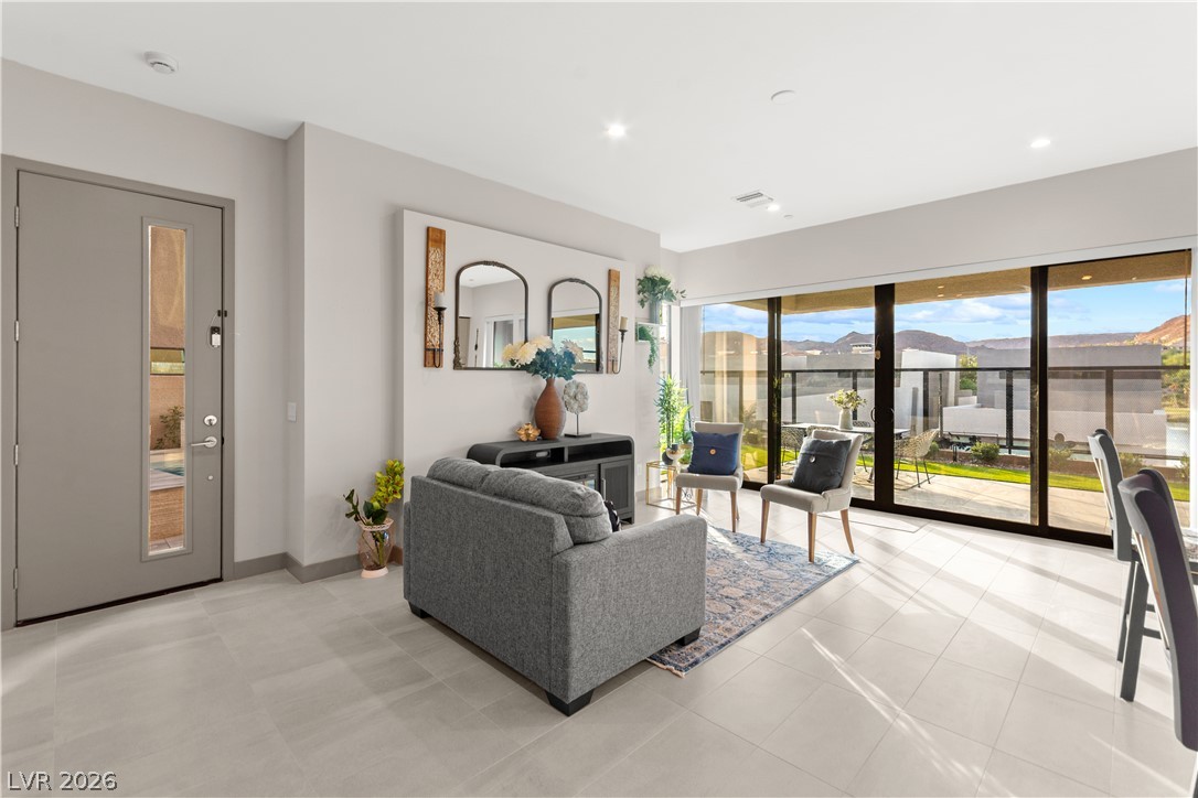 26 Heron Harbour Drive Property Photo 8