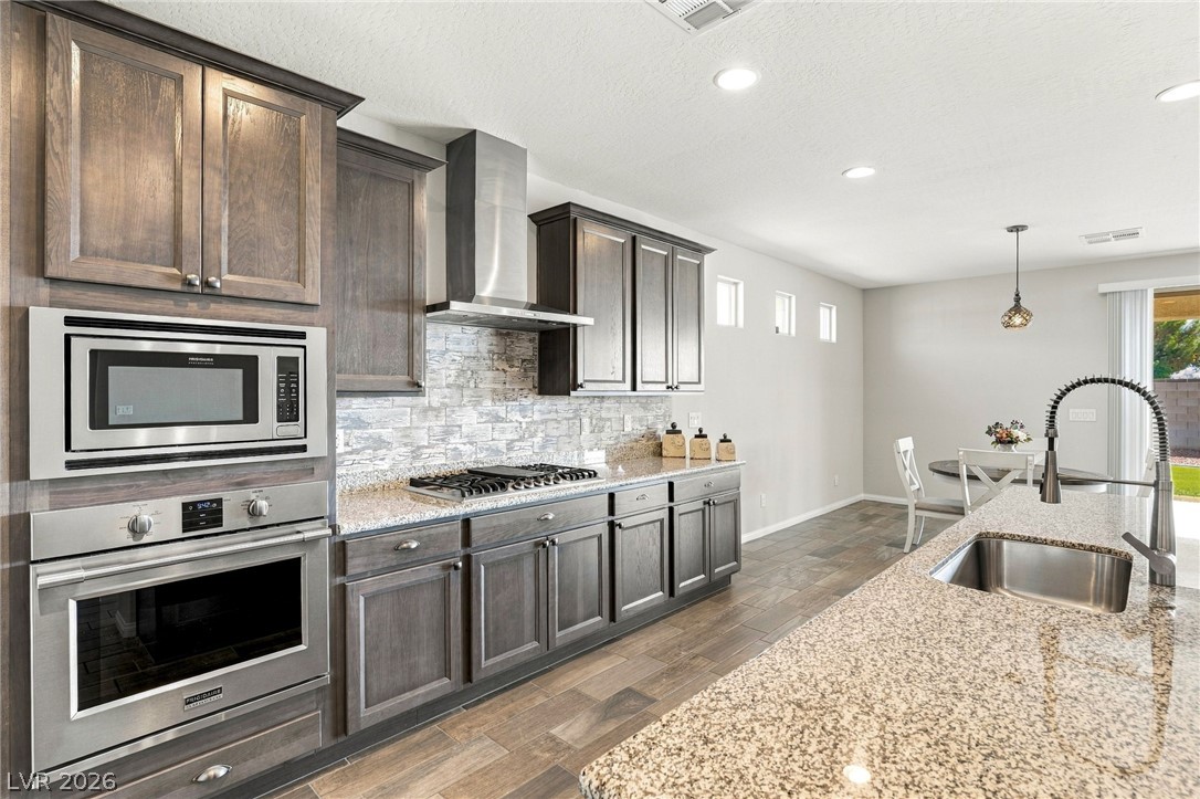 5678 Mystical Knight Court Property Photo 14