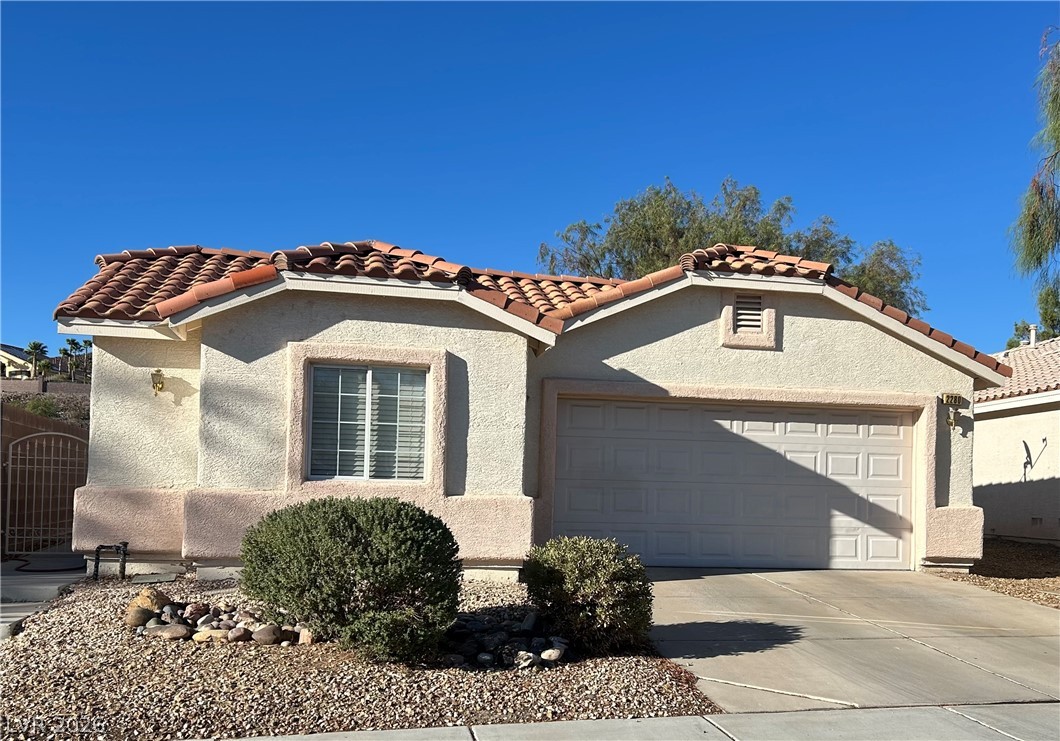 2280 Chestnut Ranch Avenue Property Photo 1