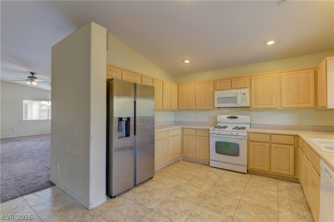 2280 Chestnut Ranch Avenue Property Photo 11