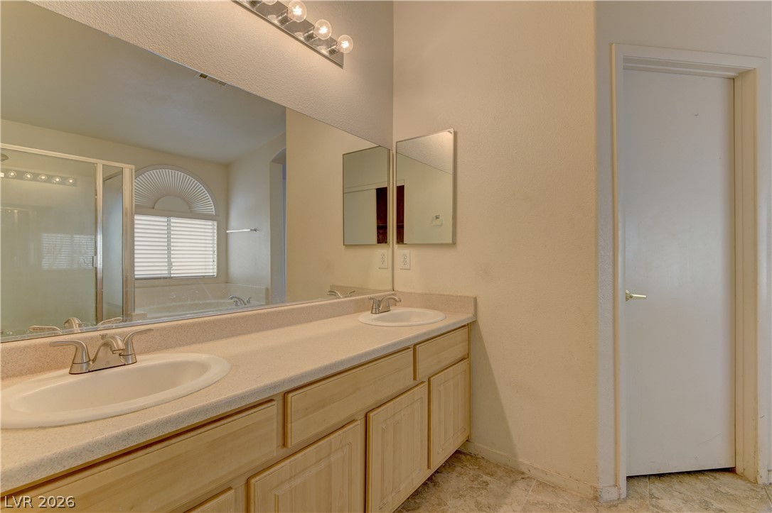 2280 Chestnut Ranch Avenue Property Photo 16