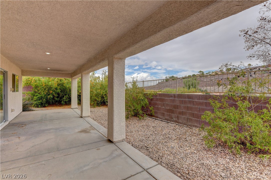 2280 Chestnut Ranch Avenue Property Photo 24