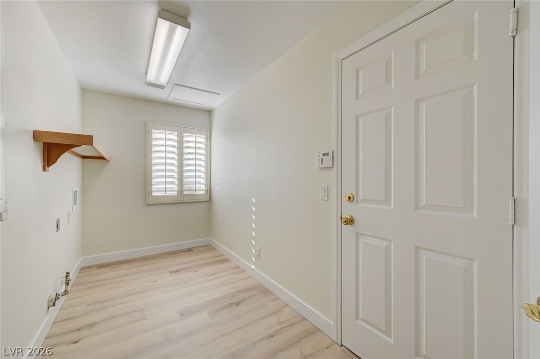 8709 Kingship Court Property Photo 29