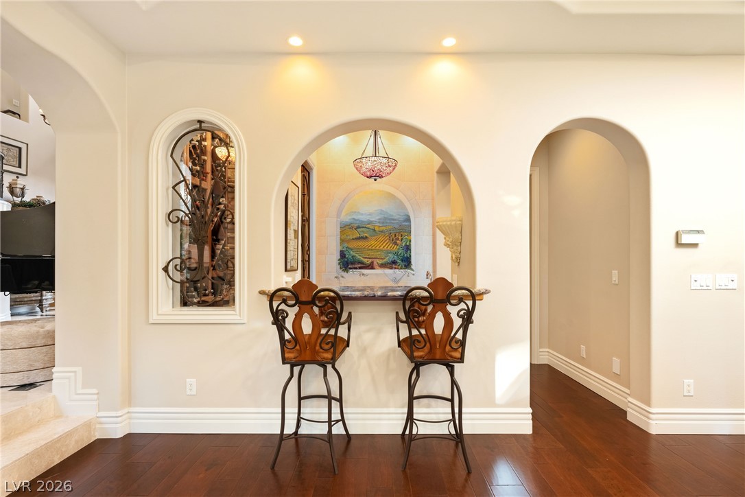 9512 Tournament Canyon Drive Property Photo 27