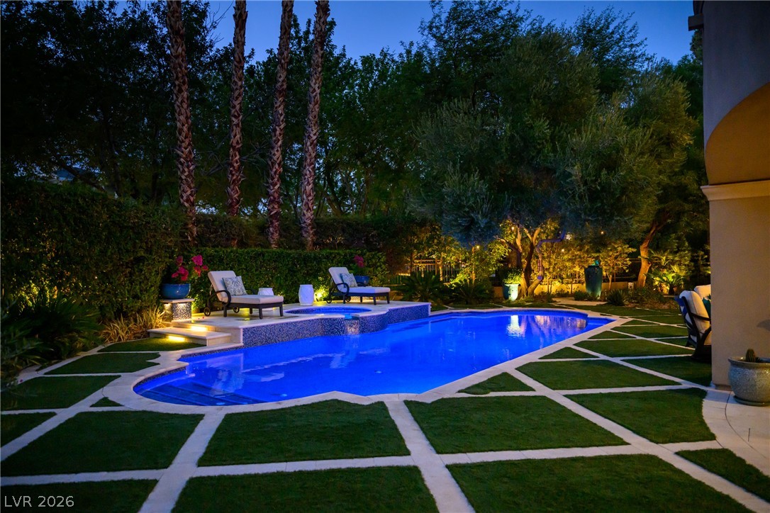 9512 Tournament Canyon Drive Property Photo 56