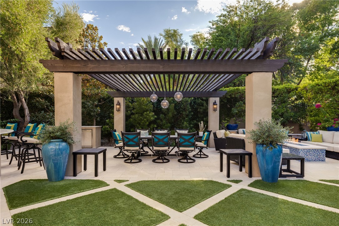 9512 Tournament Canyon Drive Property Photo 64