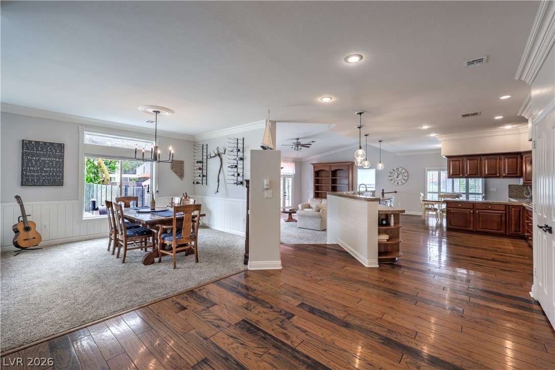 7480 Grassy Field Court Property Photo 12