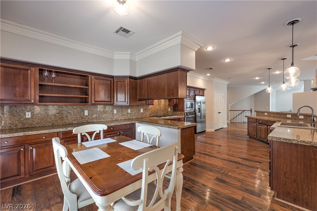 7480 Grassy Field Court Property Photo 19