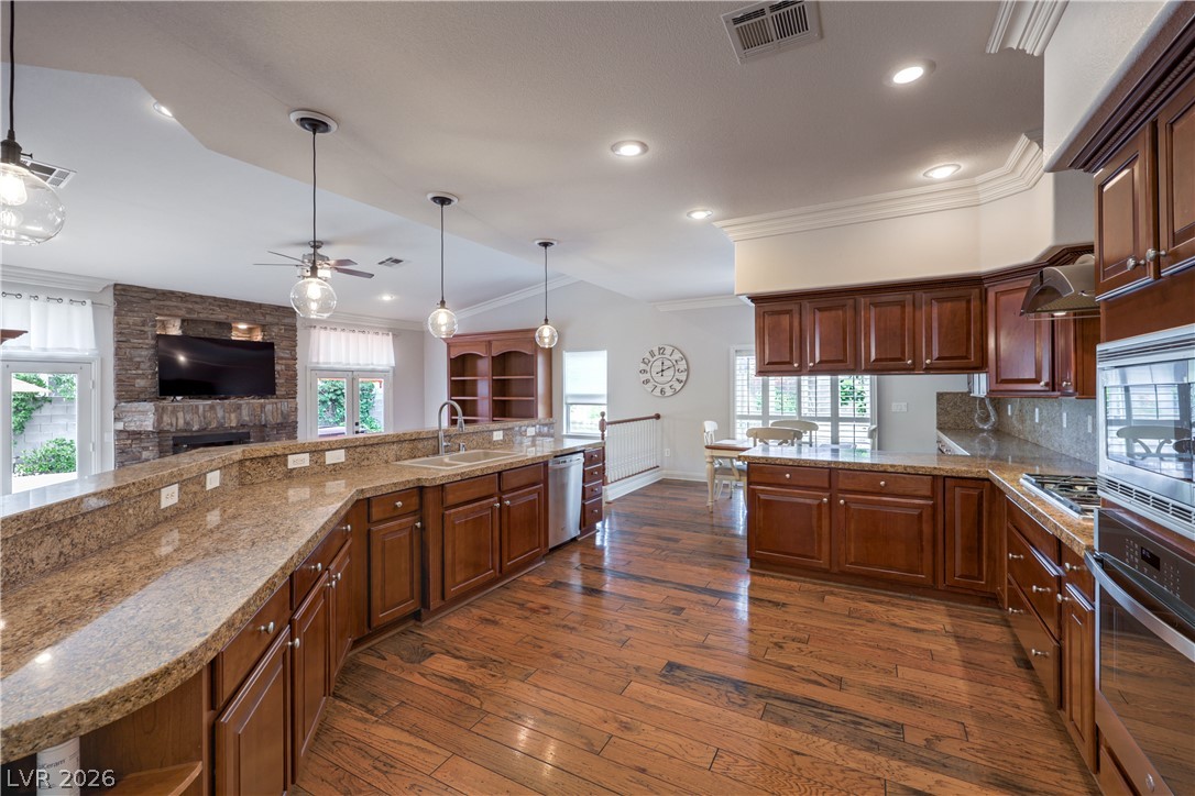 7480 Grassy Field Court Property Photo 23