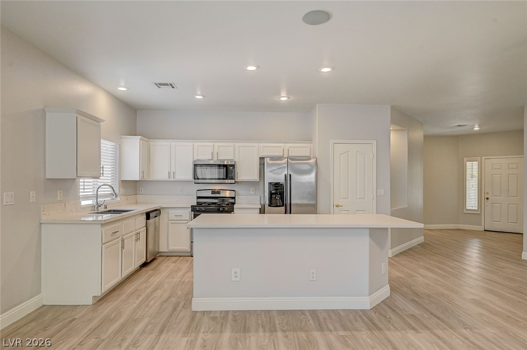 10661 Bardilino Street Property Photo 11
