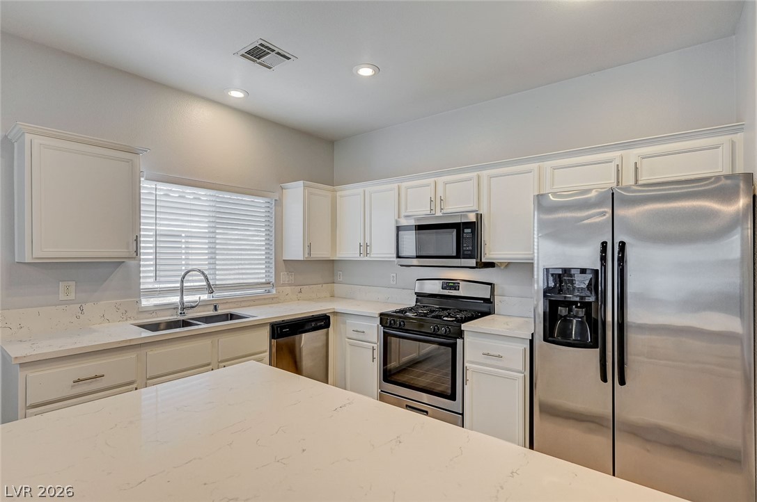10661 Bardilino Street Property Photo 13