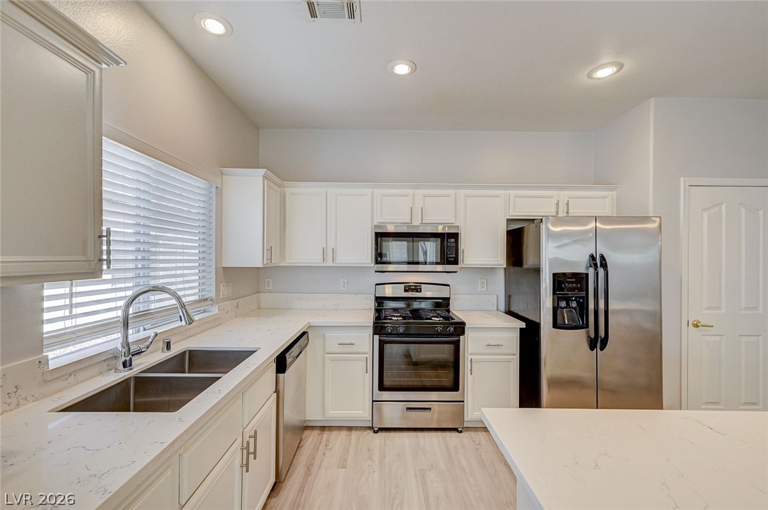 10661 Bardilino Street Property Photo 14