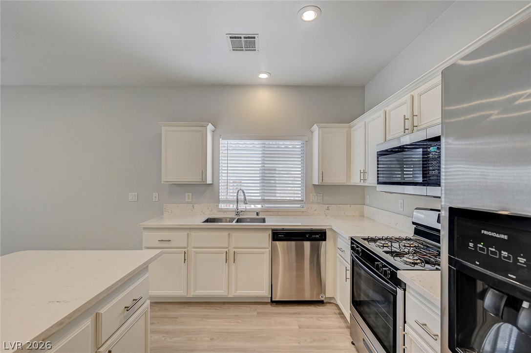10661 Bardilino Street Property Photo 15