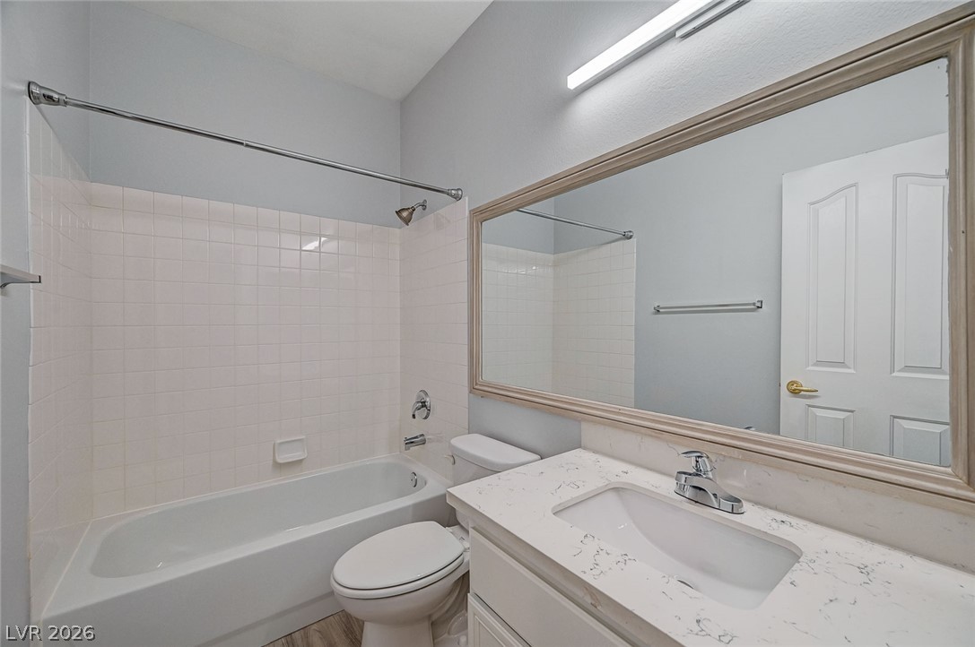 10661 Bardilino Street Property Photo 33