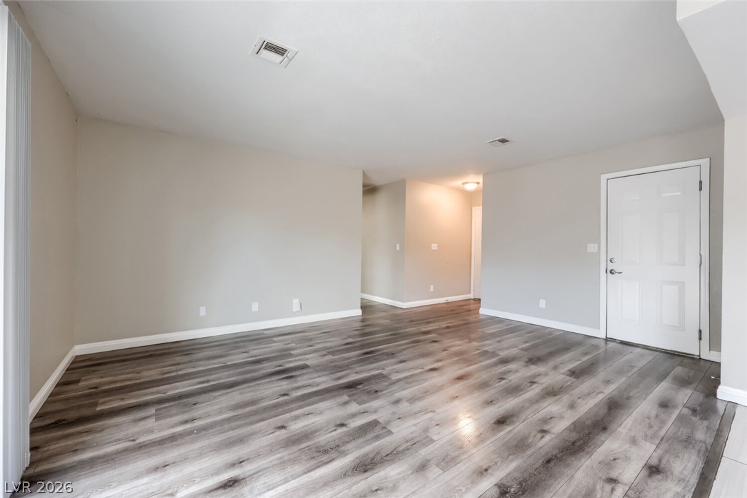 520 Close Avenue Property Photo 7