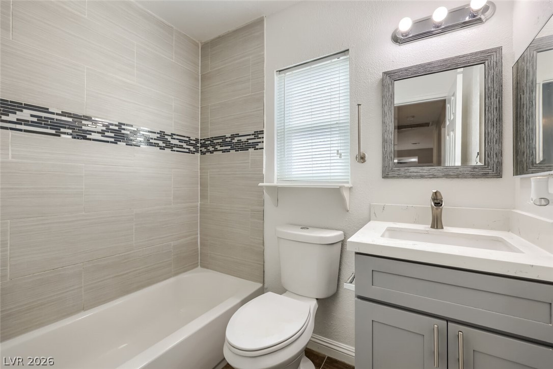 520 Close Avenue Property Photo 26