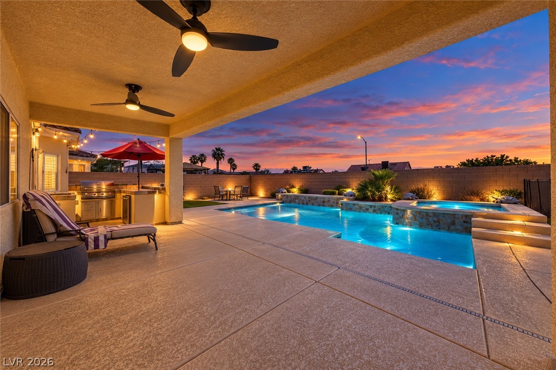 5010 Mirage Garden Street Property Photo 4