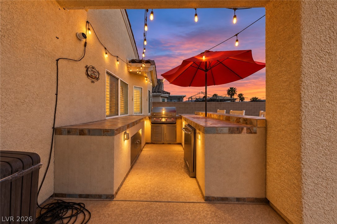 5010 Mirage Garden Street Property Photo 34