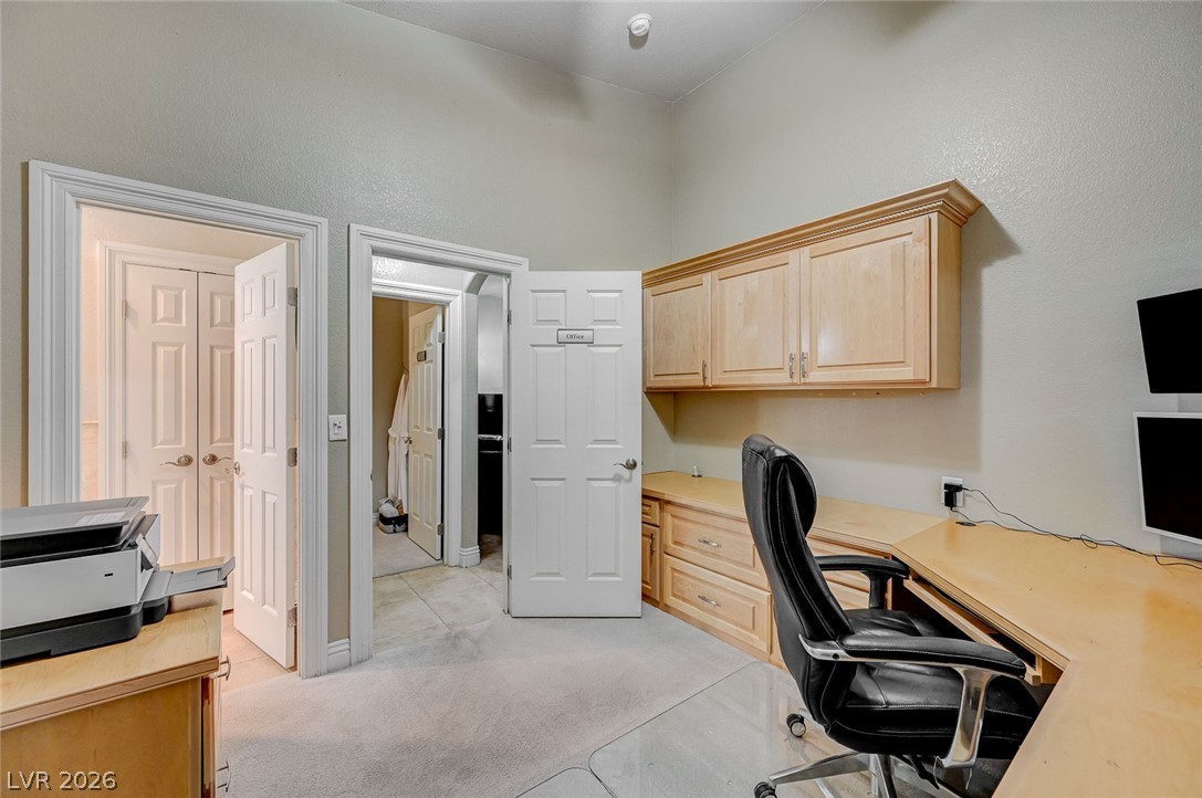 2115 Handel Avenue Property Photo 37