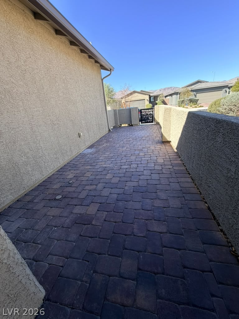 2121 Cold Canyon Avenue Property Photo 3