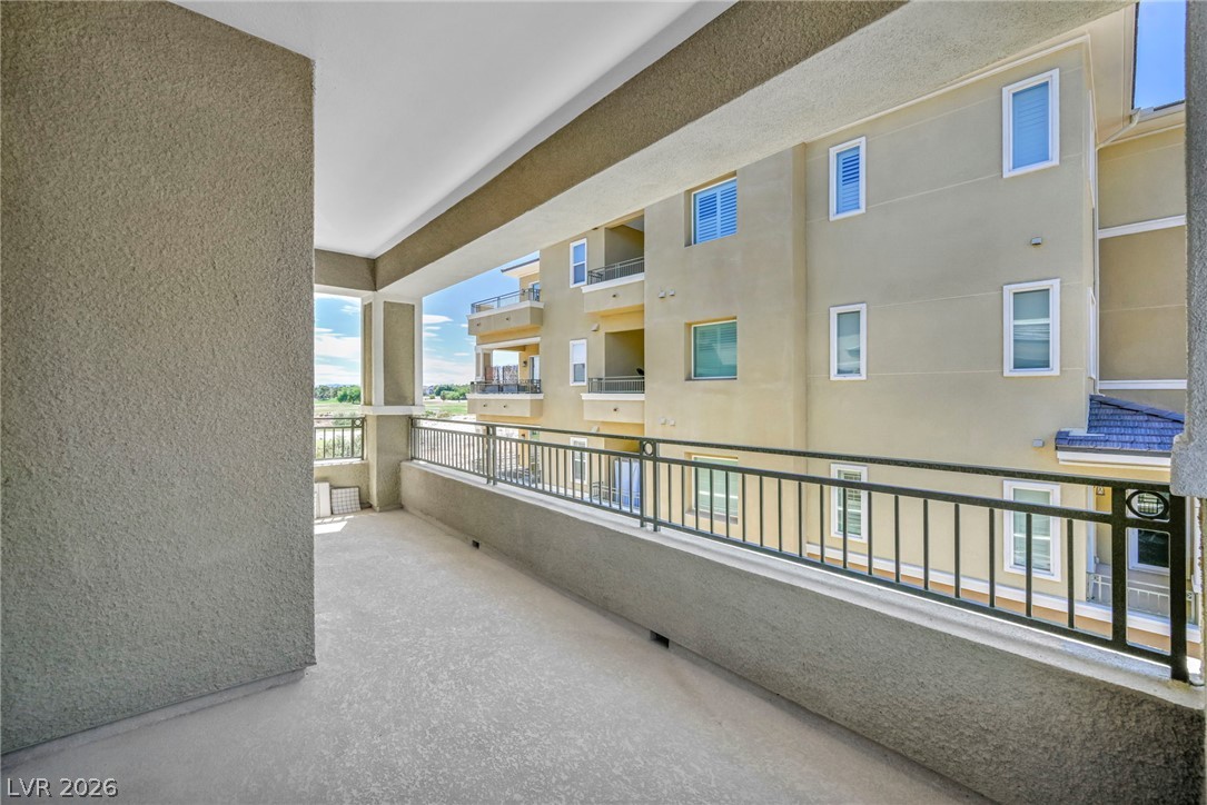 9125 Las Manaitas Avenue 302 Property Photo 47