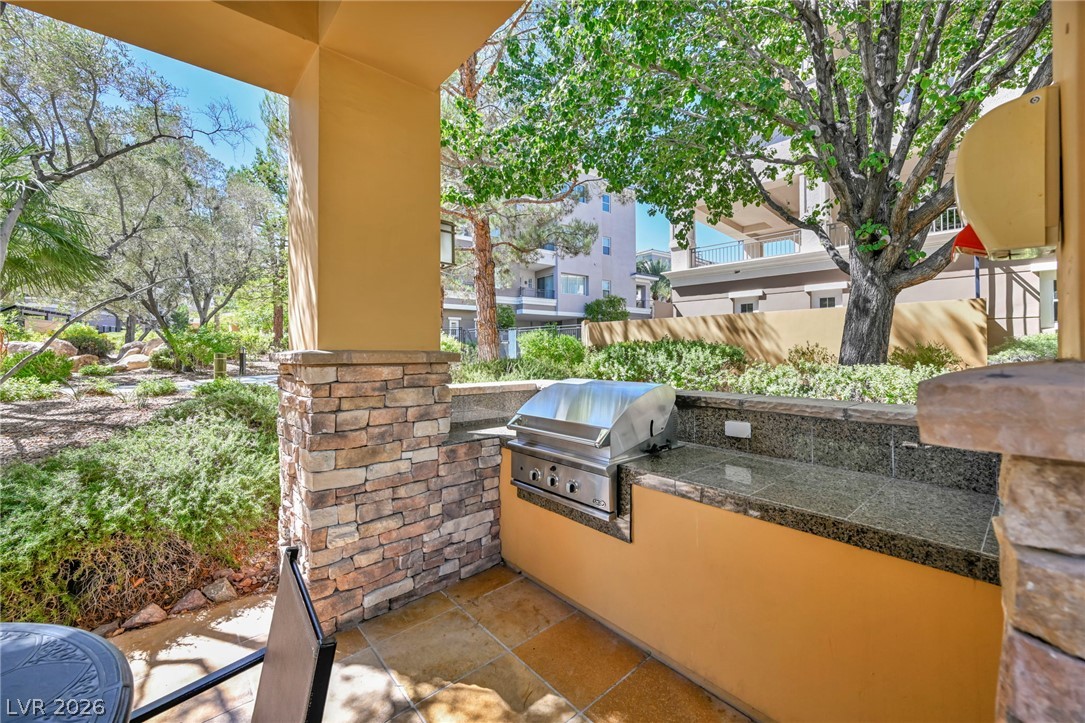 9125 Las Manaitas Avenue 302 Property Photo 68