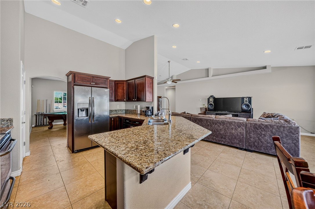 3040 South Spy Glass Avenue Property Photo 9
