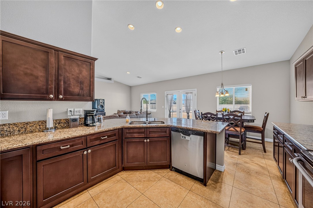 3040 South Spy Glass Avenue Property Photo 10