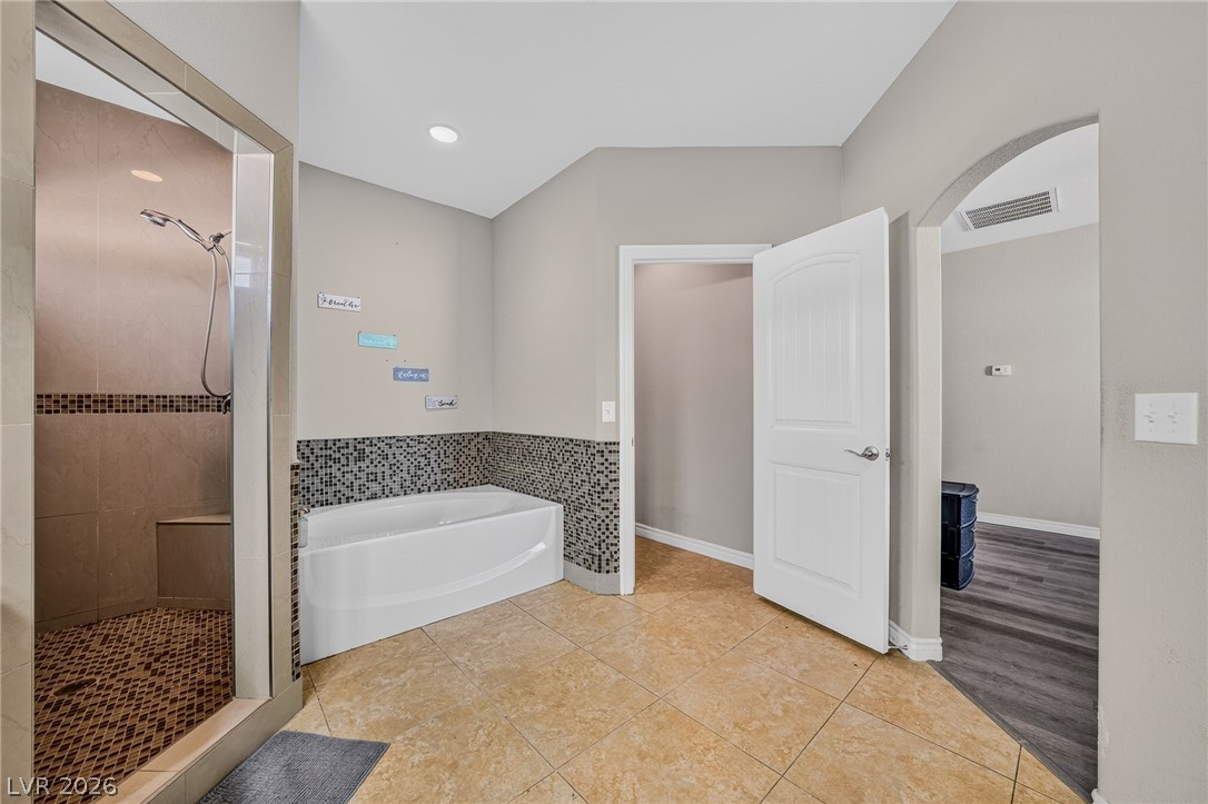 3040 South Spy Glass Avenue Property Photo 22