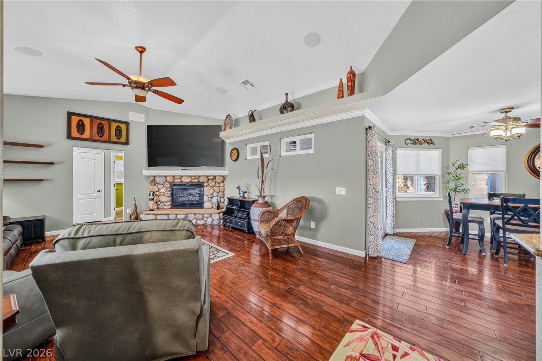 4700 Honey Locust Drive Property Photo 8