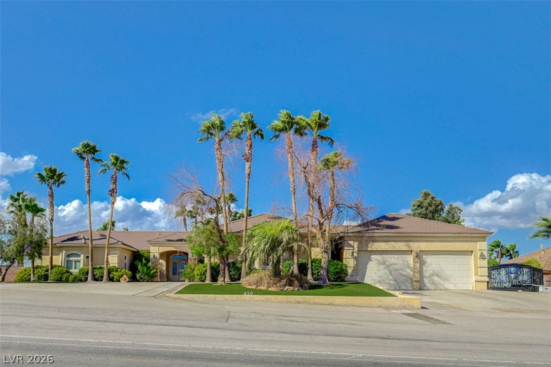 410 East Paradise Hills Drive Property Photo 1