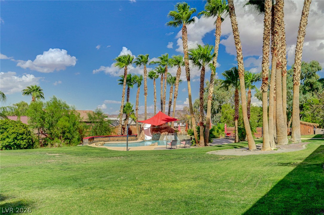 410 East Paradise Hills Drive Property Photo 8