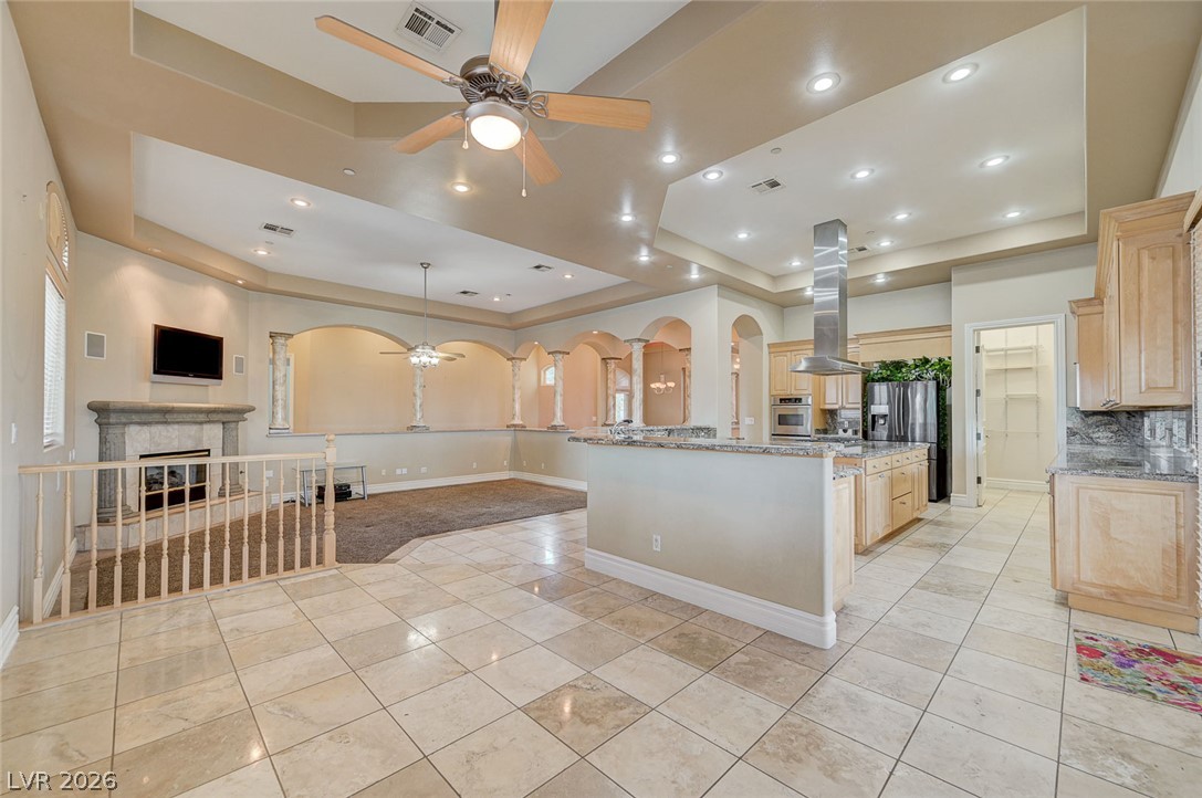 410 East Paradise Hills Drive Property Photo 16