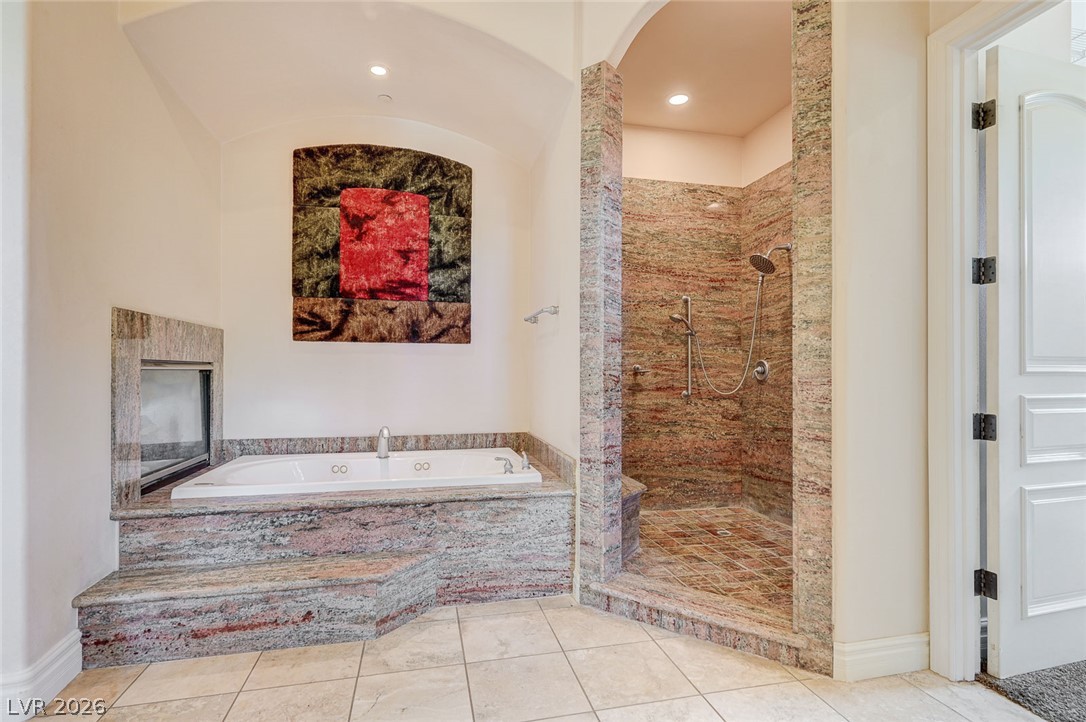 410 East Paradise Hills Drive Property Photo 27
