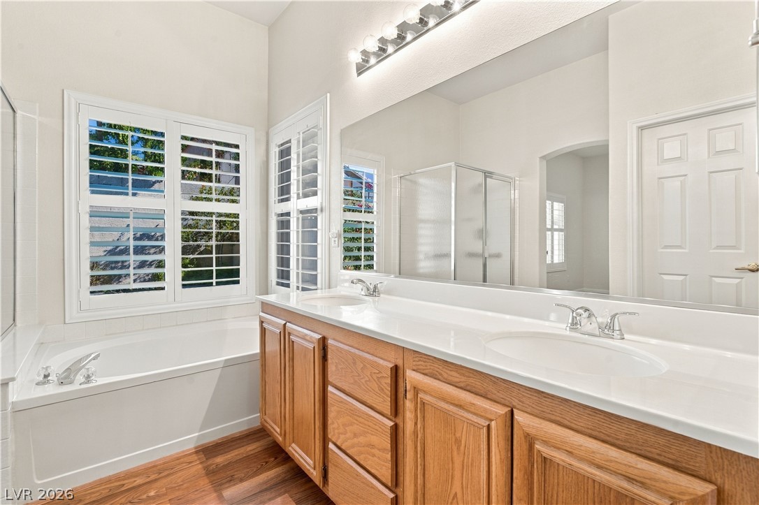 7952 Nookfield Drive Property Photo 16