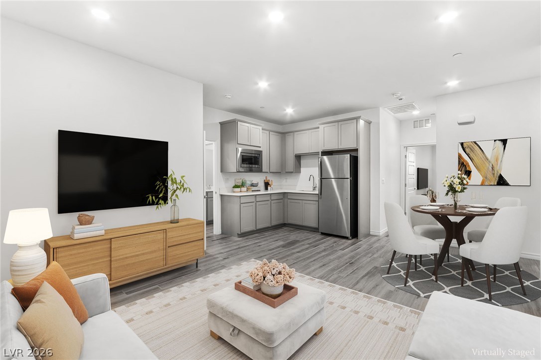 186 Viento Ridge Street Property Photo 3