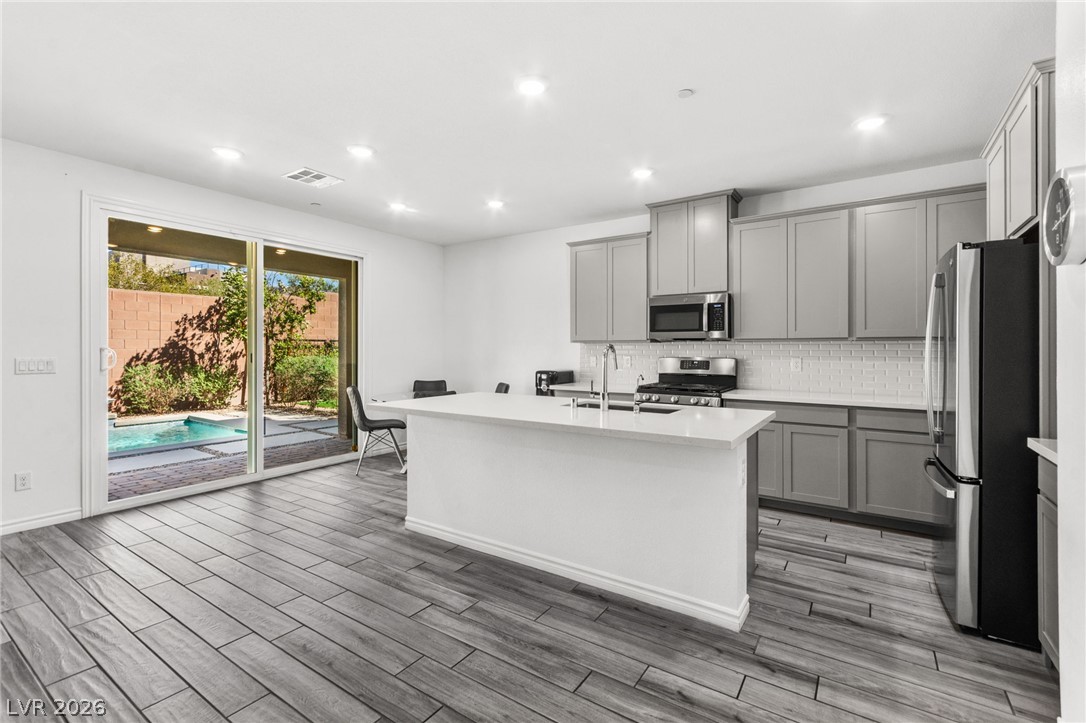 186 Viento Ridge Street Property Photo 15