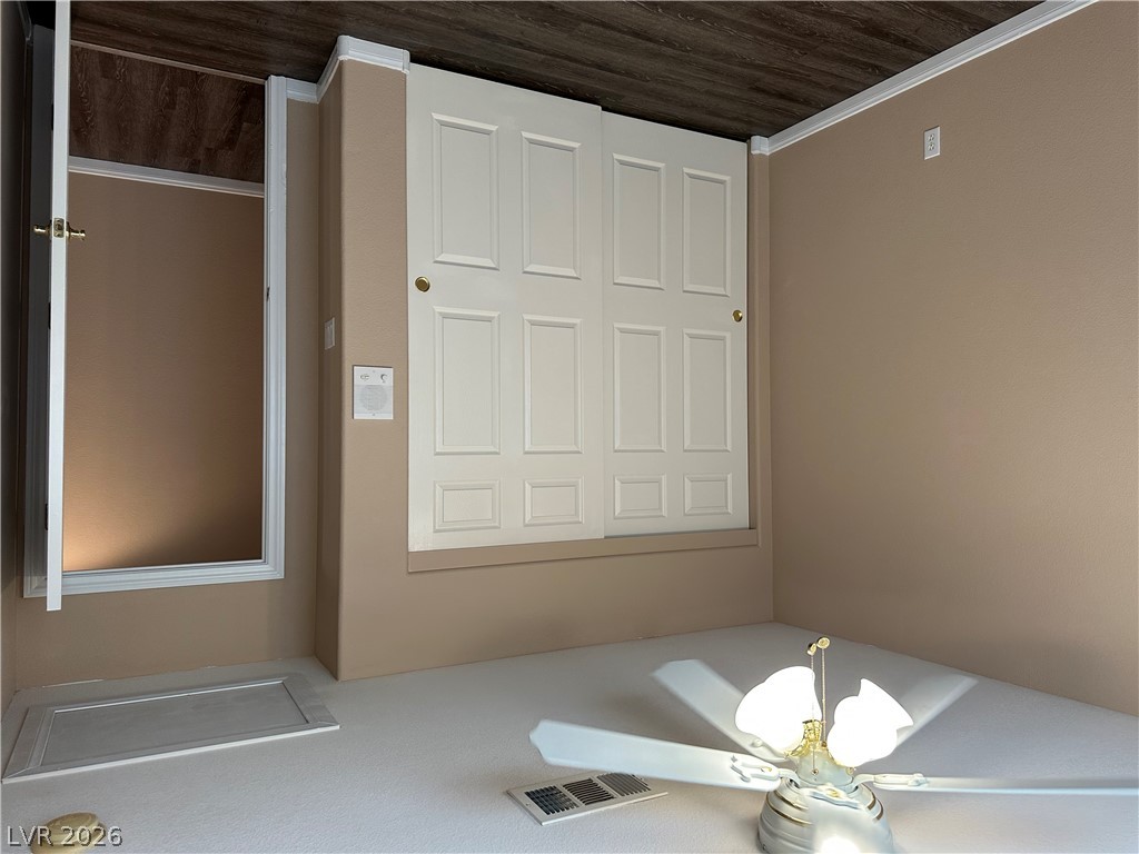 506 Leap Frog Avenue Property Photo 5