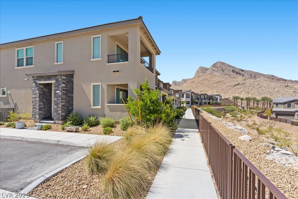 11450 Contour Avenue Property Photo 28