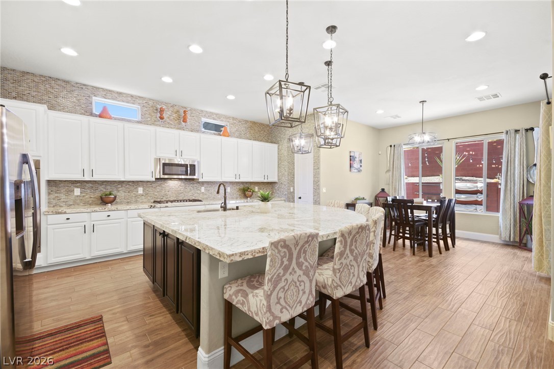 5523 Kyle Peak Court Property Photo 4