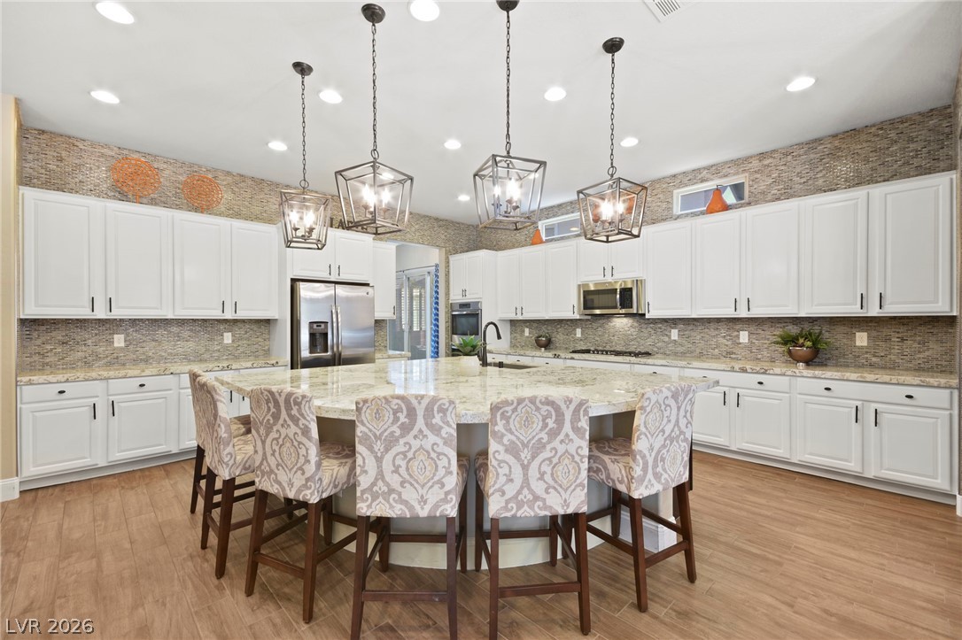 5523 Kyle Peak Court Property Photo 9