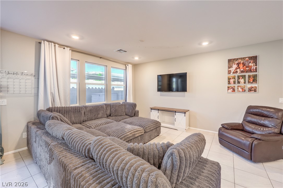 5551 Jinan Street Property Photo 6