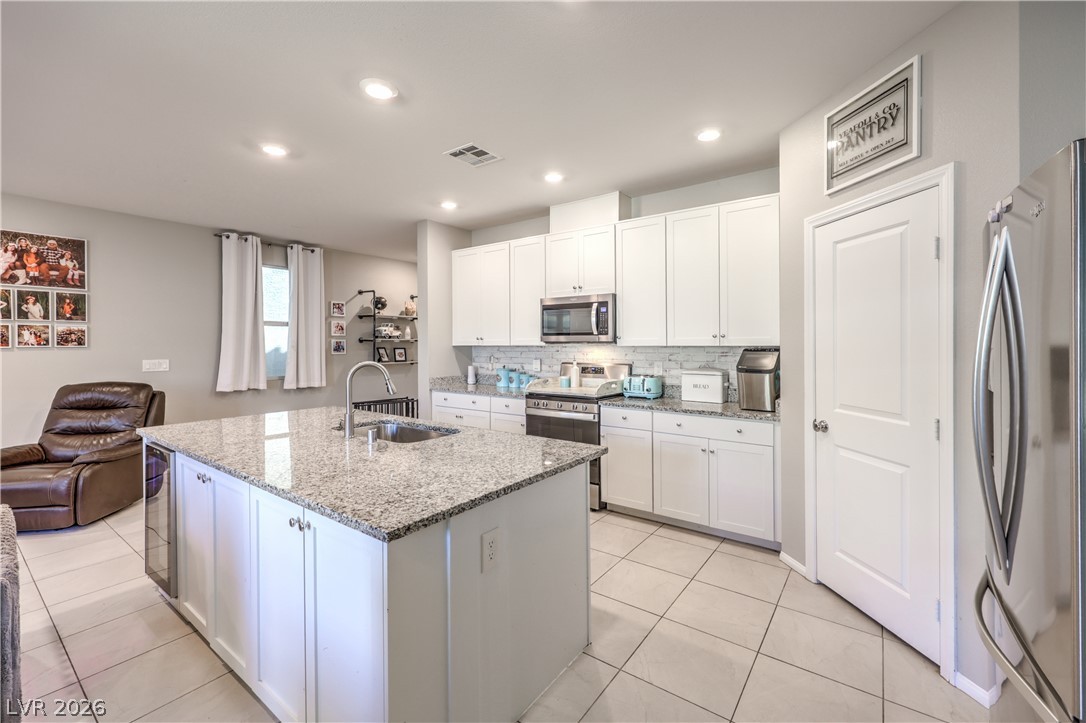 5551 Jinan Street Property Photo 12