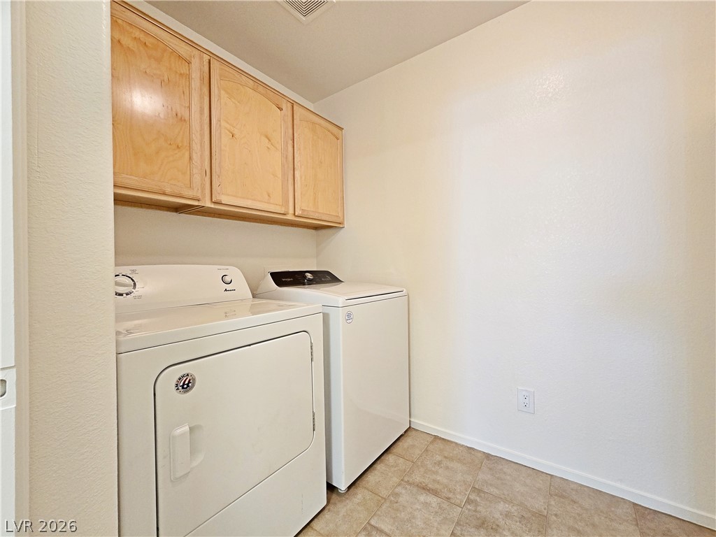 438 Winthrop Place Property Photo 17